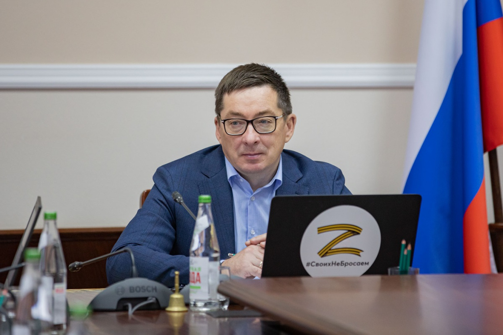 AIBR9876 2.jpg AIBR9876 2.jpg