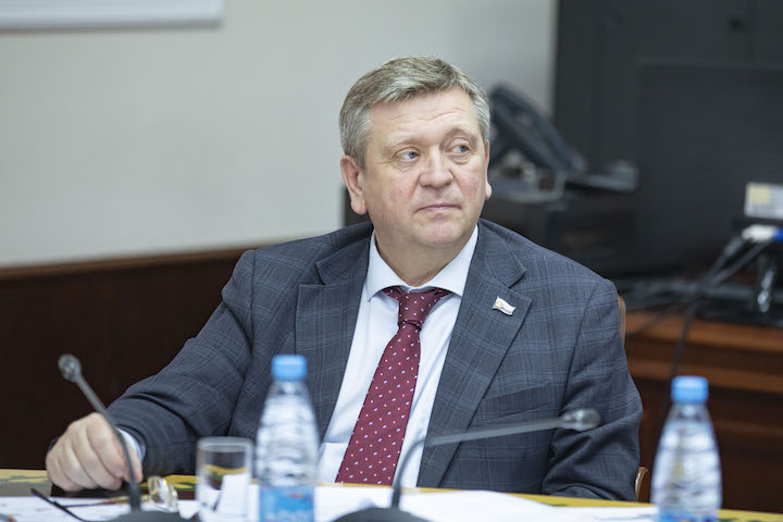 IIBR7327.jpg IIBR7327.jpg