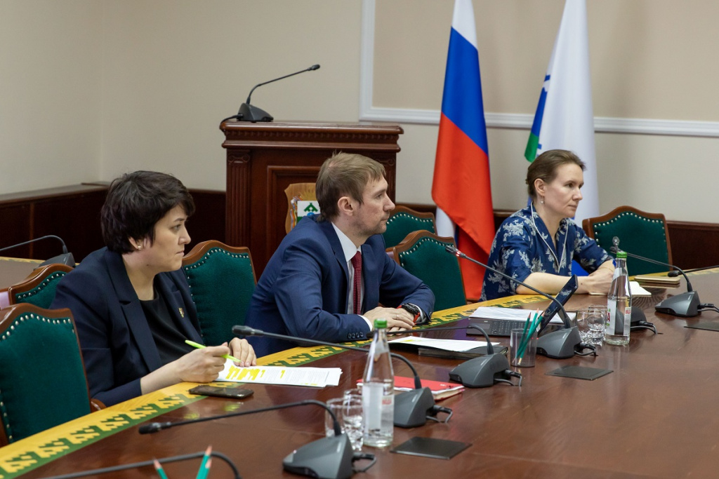 AIBR6898_1.jpg AIBR6898_1.jpg