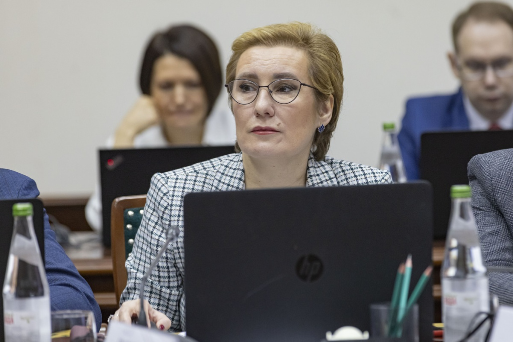 IBRI2407.jpg IBRI2407.jpg