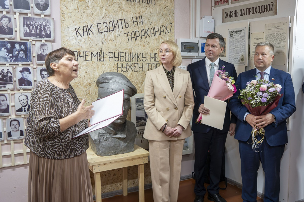 OAV09252 в.jpg